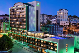 Holiday Inn Antalya - Antalya Luchthaven transfer