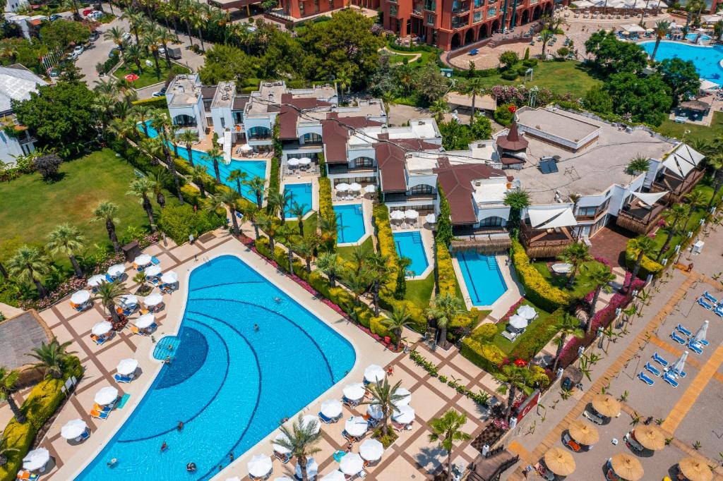 Emelda Sun Club - Antalya Lufthavnstransport