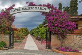 Ozlem Garden Hotel - Antalya Luchthaven transfer