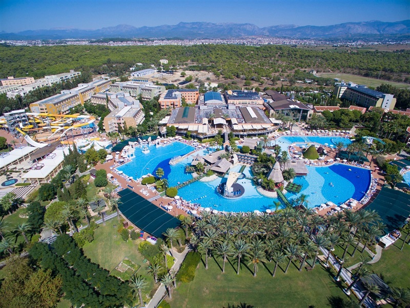 AQI Pegasos World - Antalya Flughafentransfer